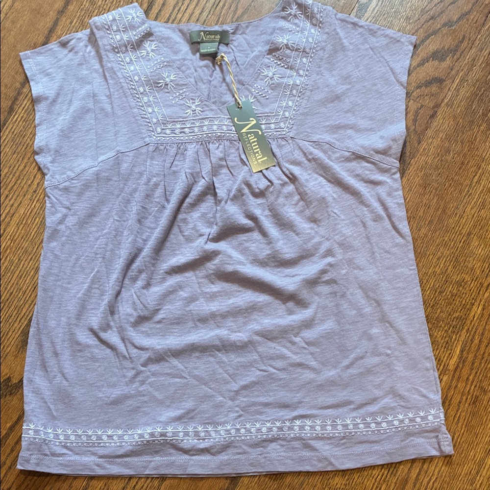 Natural Reflections Purple Embroidered V-Neck Women's Top
